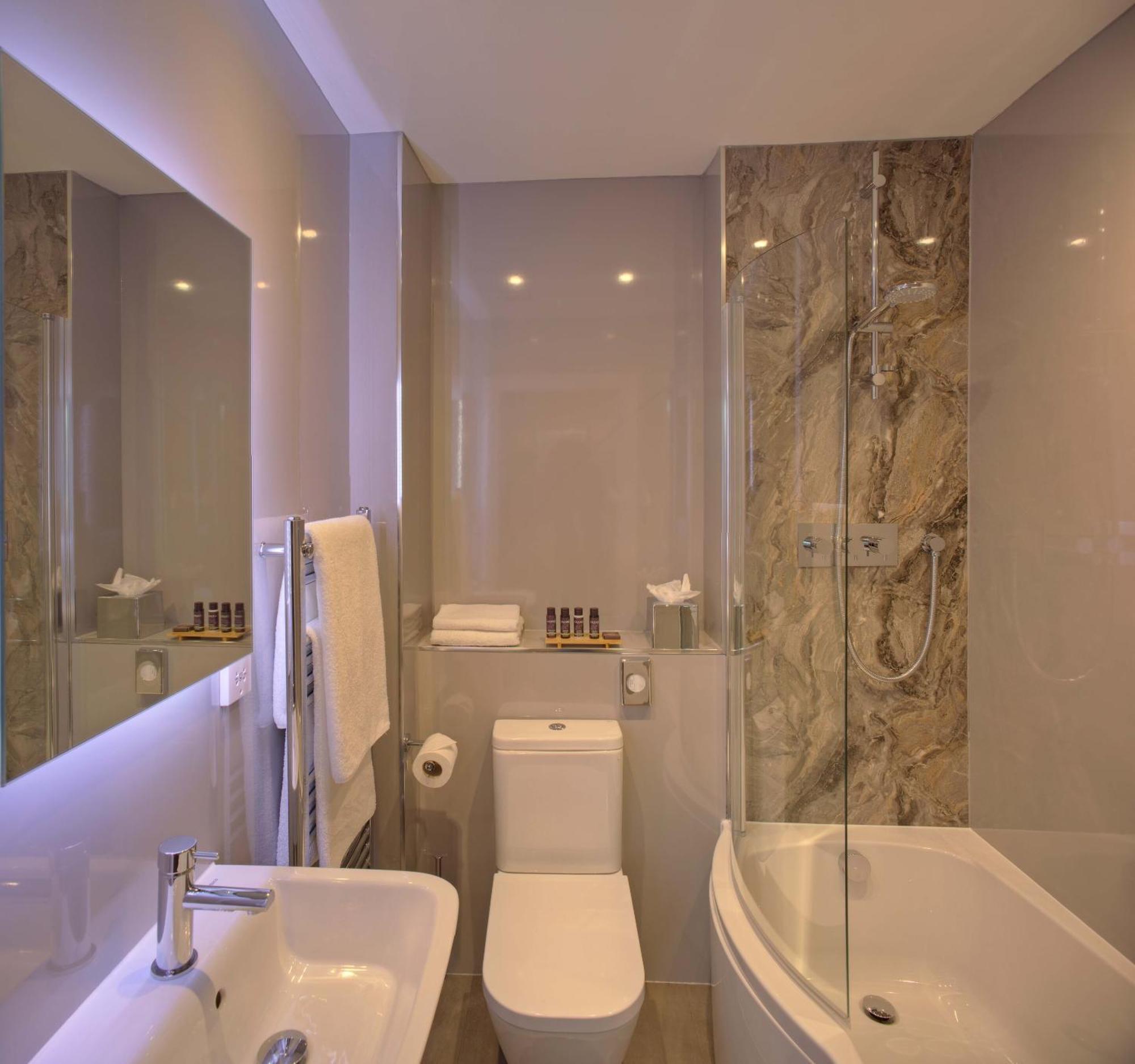 Denbies Vineyard Hotel Доркинг Номер фото